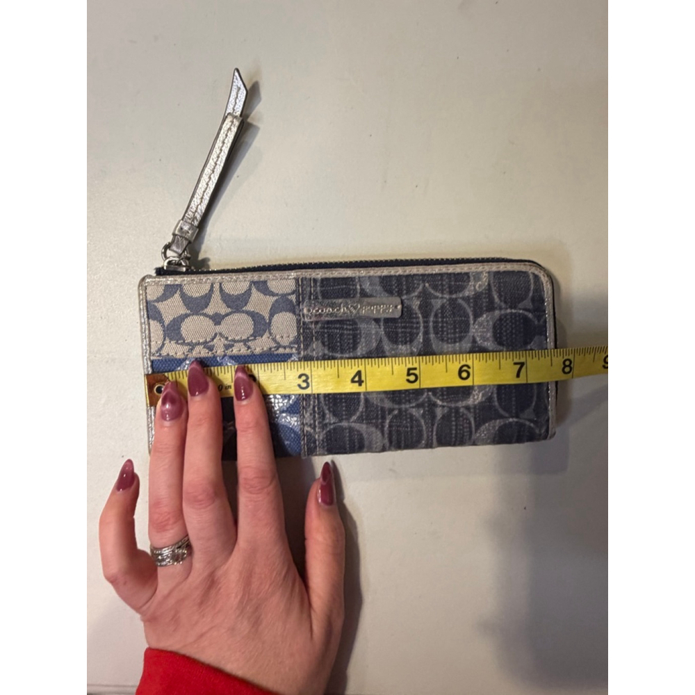 Women's Coach Blue Silver Patchwork Signature Zip… - image 6